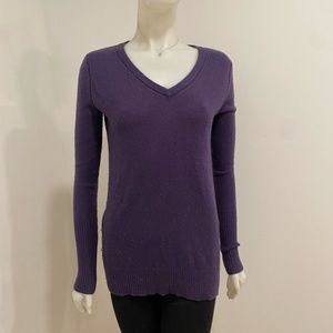 Wyatt 100% Cashmere Purple V-Neck Sweater Medium M